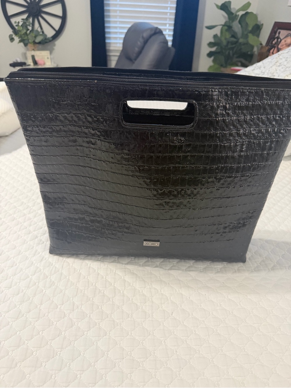 XOXO Black Croc-Embossed Carry Briefcase
